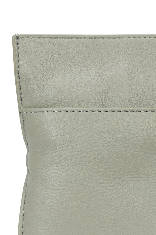 Mr Penny Pouchette - Kina