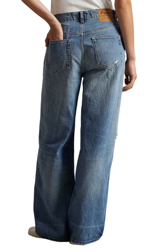 Relaxed Wide-Leg Jean
