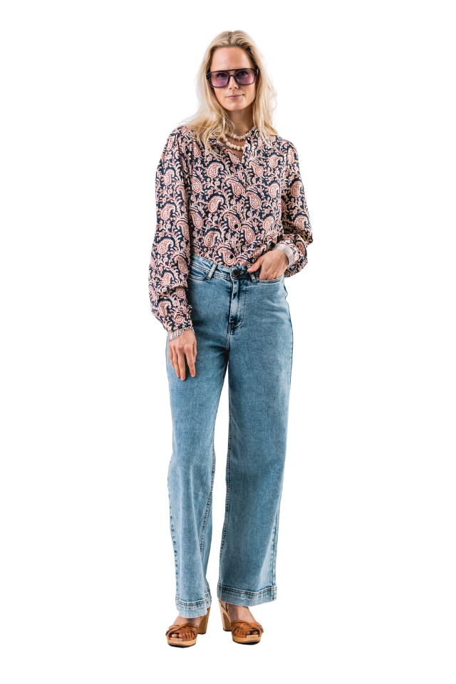River Shirt - Graphic Print