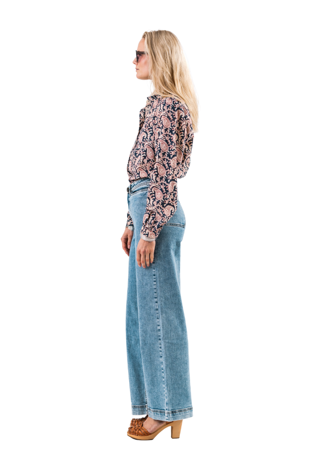 River Shirt - Graphic Print