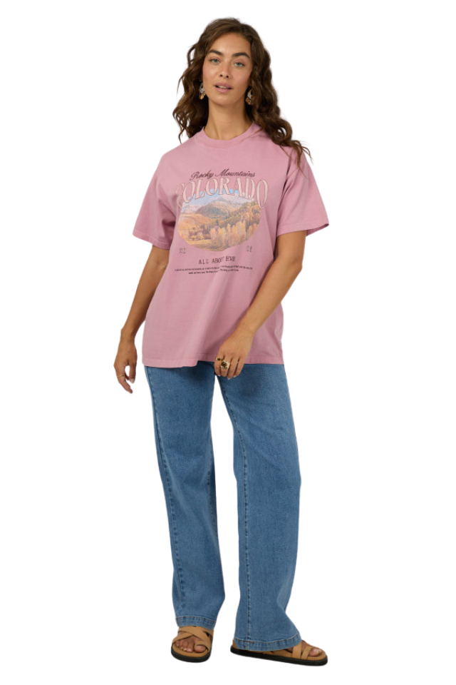 Rocky Mountains Relaxed Tee - Quartz Pink