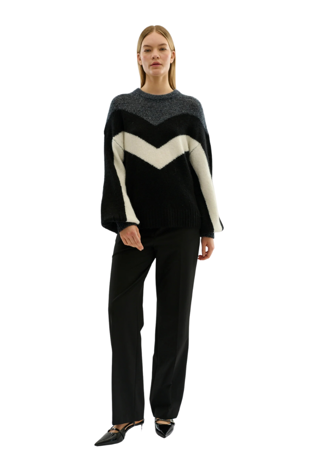 Suleima O'Neck Pullover Knit