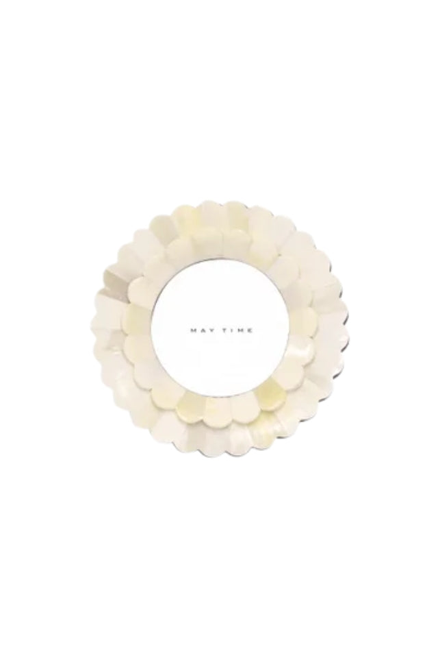Double Scalloped Round Photo Frame - Cream