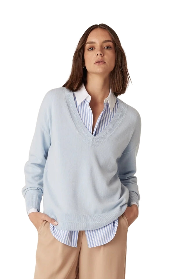 Cashwool V Jumper - Bluebell