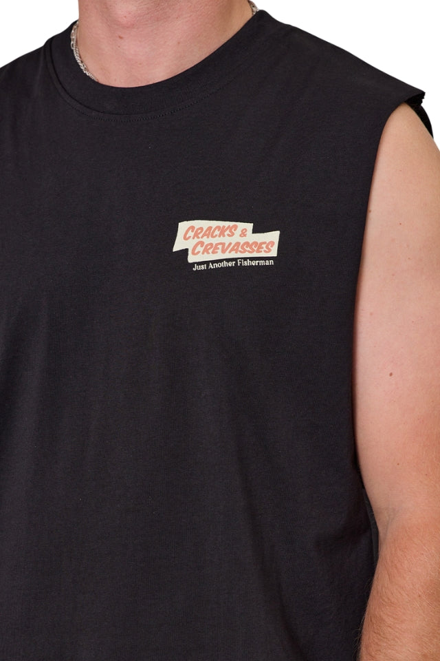 Cracks & Crevasses Tank