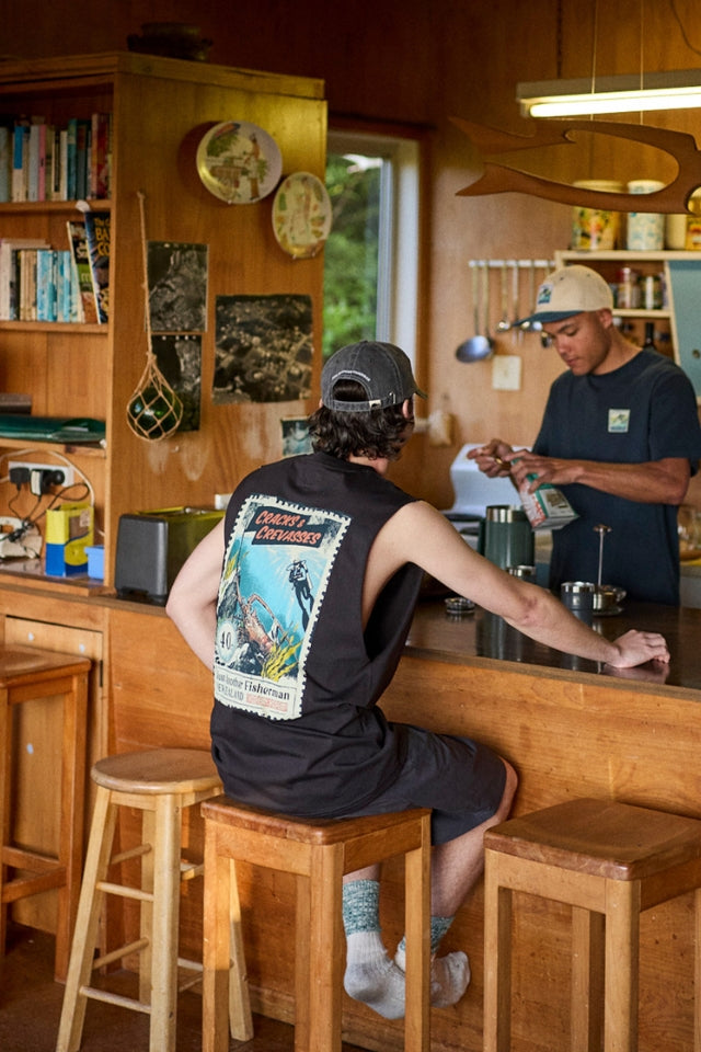 Cracks & Crevasses Tank