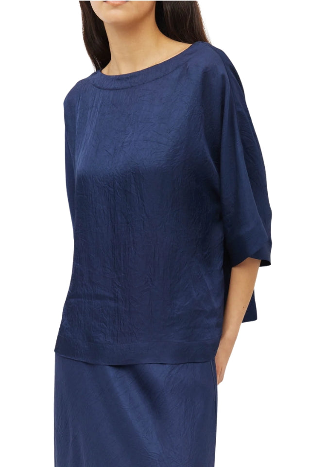 Nami T - Navy Crush