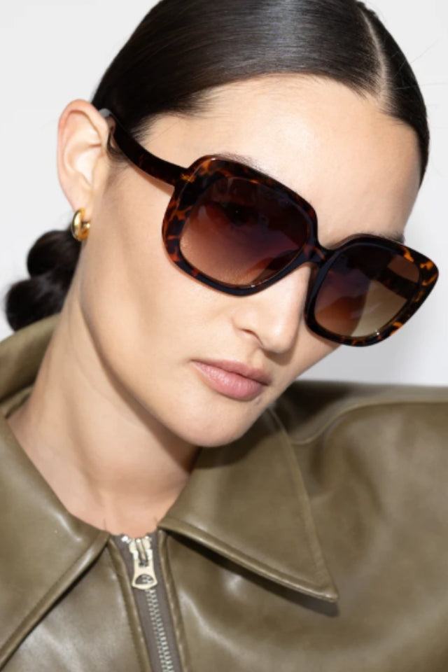 Last Dance Sunglasses - Turtle