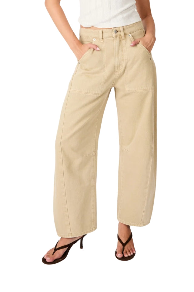 Arc Barrel Jean - Sand