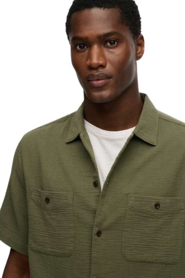 Merchant Textured S/S Shirt - Beetle Green