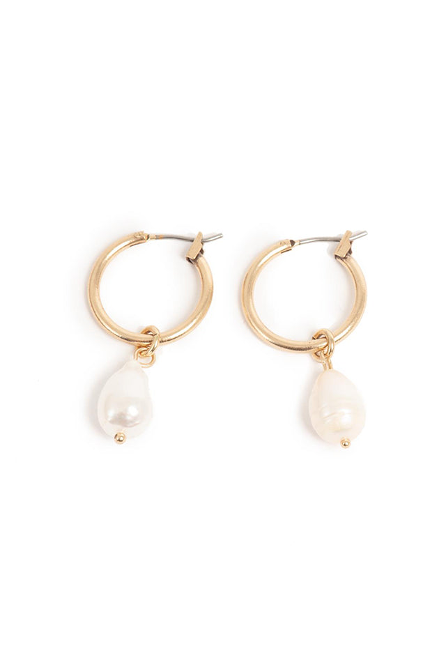 1018-1135 A&C Jewellery Freshwater Pearl Earrings Gold