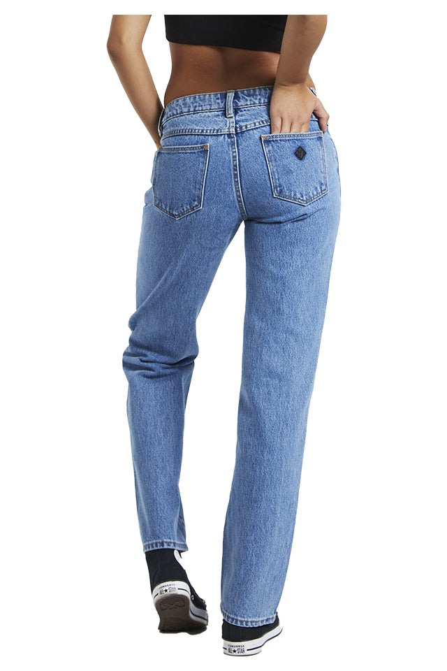 72468 99 Low Straight Jean Katie Organic 