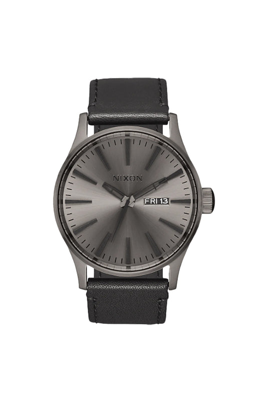 A105 1531 Nixon Sentry Leather Watch Gunmetal Black 1