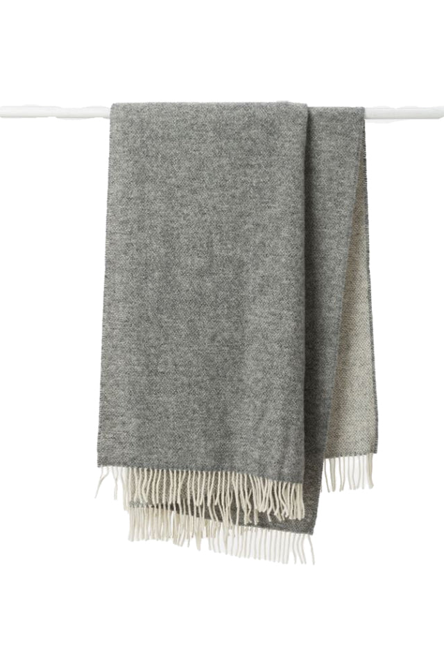 ABL00072 Citta Wool Throw Grey