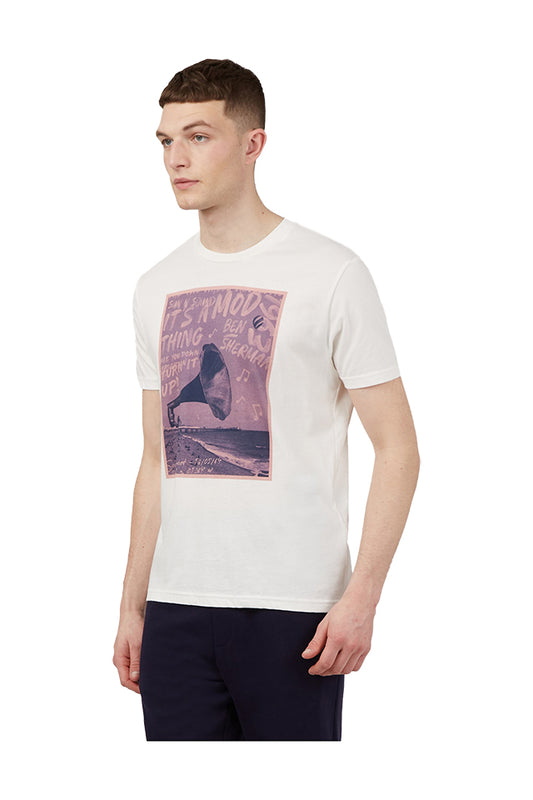 BS0067129015 Ben Sherman Brighton Gramophone Tee Ivory