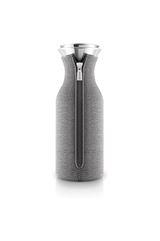 EVA SOLO Fridge Carafe with Woven Cover 10L Dark Grey 1