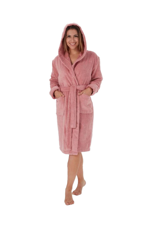 Halle Robe