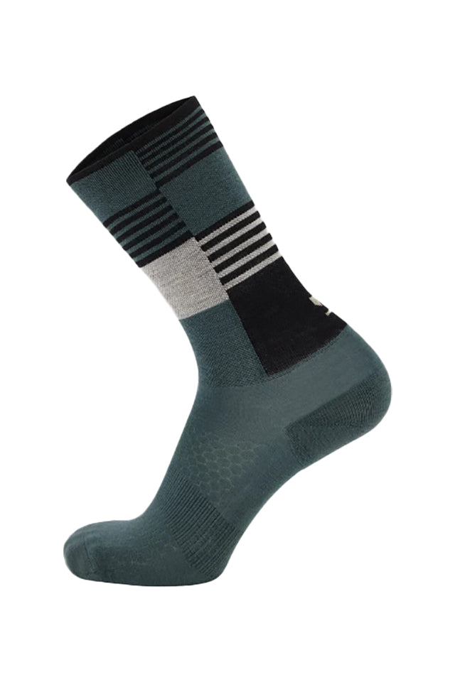 Mons Royale 300553-1206 Unisex Atlas Crew Sock Burnt Sage Check 