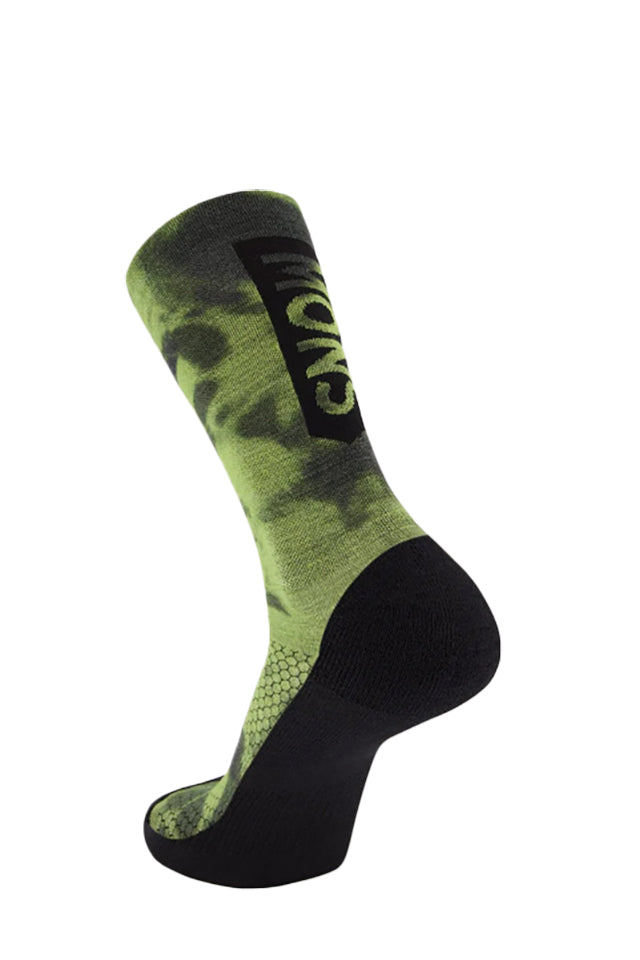 Mons Royale 300554-1192 Unisex Atlas Crew Sock Digital Limelight Tie Dye 