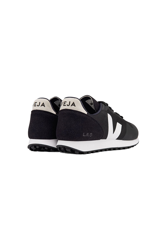 RT0102698 Veja SDU TPU B-Mesh Black White 