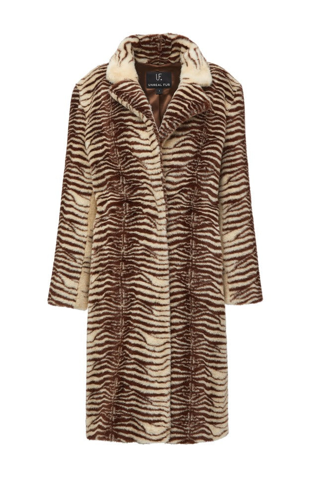 Unbreal Fur Savannah Coat Stripped Leopard